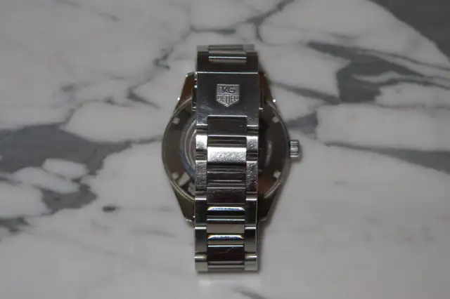 Montre/Watch Tag Heuer Carrera Calibre 5 comme neuve in Jewellery & Watches in City of Montréal - Image 4