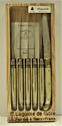 NEW, SET OF 6 BOXED "LAGUIOLE DE TABLE" KNIVES, MADE IN FRANCE