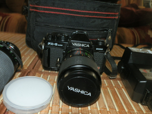 Yashica FX-3 Super 2000 35-70mm Zoom Lens Film Camera JAPAN, NEW in Cameras & Camcorders in Dartmouth - Image 2