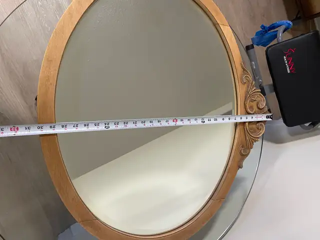 Vintage HOMCO Hollywood Regency Oval Mirror (c. 1960s–1970s)  in Arts & Collectibles in Ottawa - Image 8