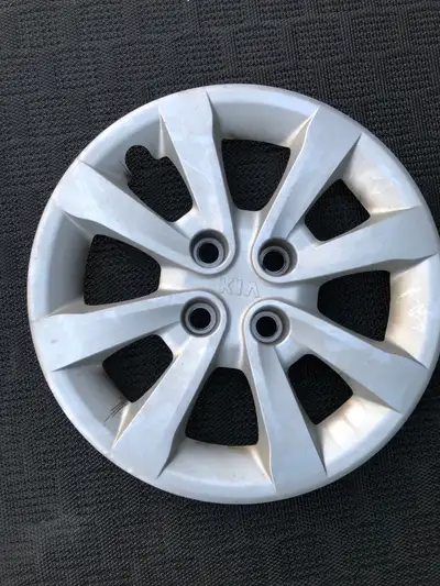Hub cap / wheel cover for. 2012 - 2017 Kia Rio. Fits 2012 2013 2014 2015 2016 2016 and possibly othe...