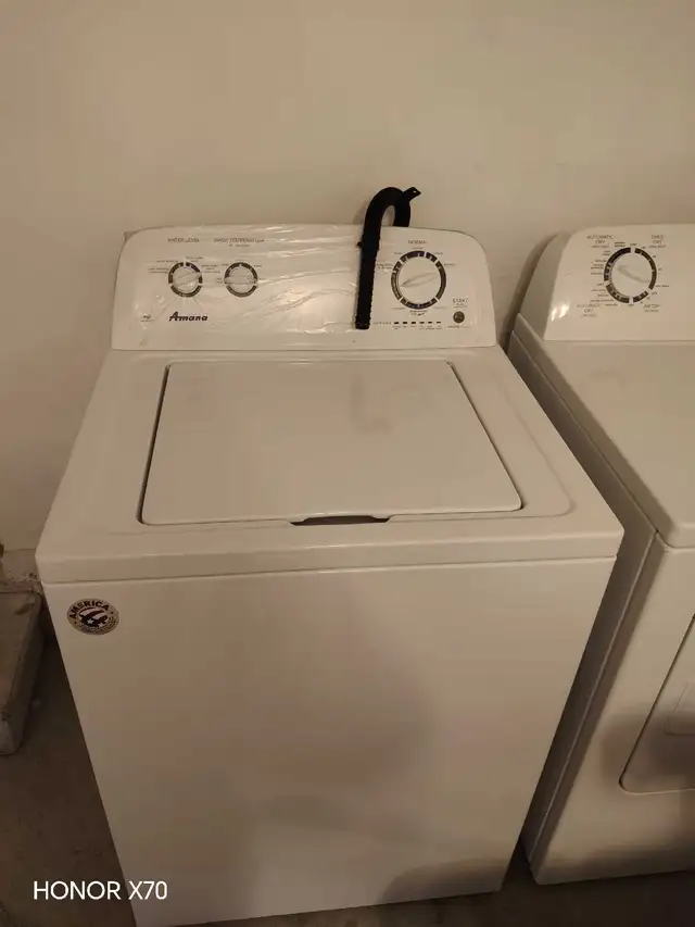 washer and dryer418058927069603841