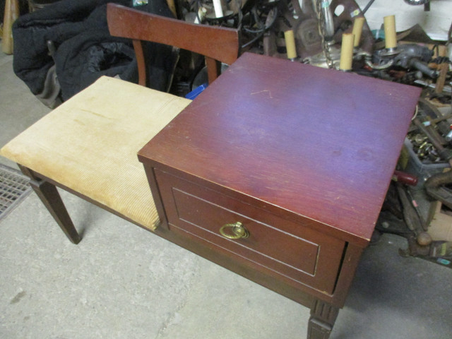 1970s MID CENTURY MODERN ALL WOOD TELEPHONE DESK BENCH SEAT $50 in Arts & Collectibles in Winnipeg - Image 2