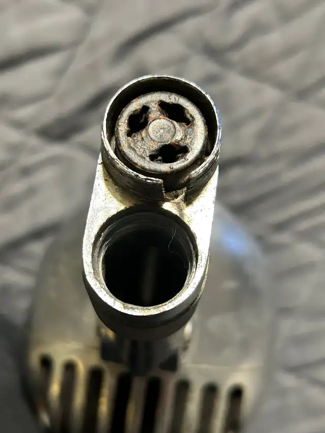 Vintage 1940's Shure Brothers 55 Fatboy microphone in Pro Audio & Recording Equipment in Oshawa / Durham Region - Image 7