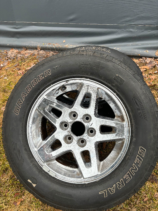 Chev/GM 18” tire and wheel combo in Tires & Rims in Sudbury - Image 2