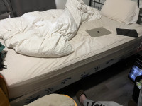 Queen size mattress and box