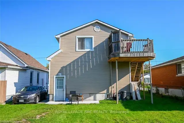 2 bed 1 bath house for rent in Long Term Rentals in St. Catharines - Image 2