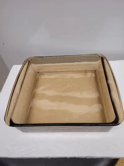 VTG Amber Pyrex Cake/Brownie Pan With Handles #222, View more