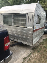 21 vintage camper trailers 1945-1976 12’ - 24 ‘  Shasta Scotty
