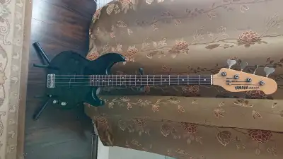 1980s Black Yamaha BB200 Electric Bass Guitar & Soft Case, View more