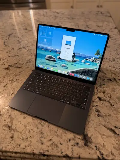 MacBook Air M4 2025, View more