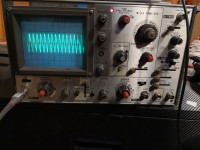 Hitachi V-650F 60MHz oscilloscope