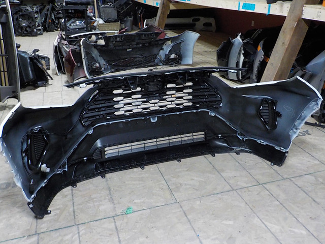 TOYOTA RAV 4 2019-2021 OEM FRONT BUMPER in Auto Body Parts in City of Toronto - Image 2