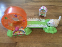 Jouet zhu zhu pets hamster et sa roue