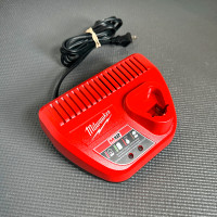 New - Milwaukee M12 Battery Charger