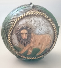 2002 Orion's Resin  Decorative Beautiful Carpet Ball with Lion