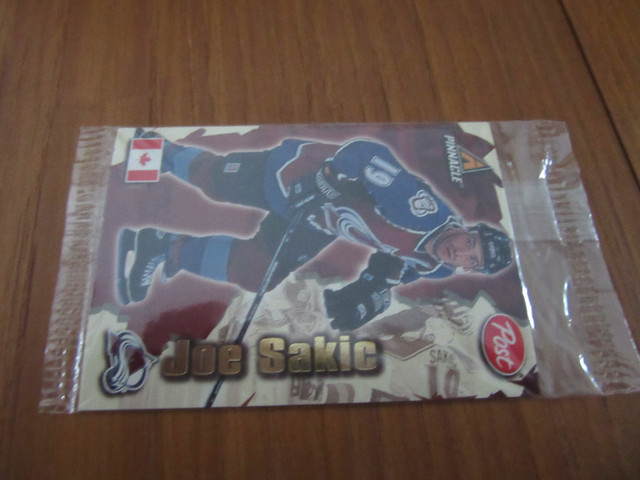 Collectible hockey cards in Arts & Collectibles in Mississauga / Peel Region - Image 3