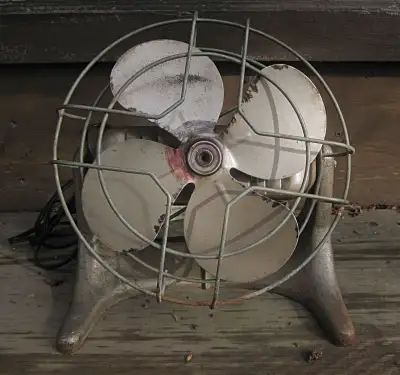 Vintage Audio Tool Engineering Electric Desk Fan Made in Canada, View more