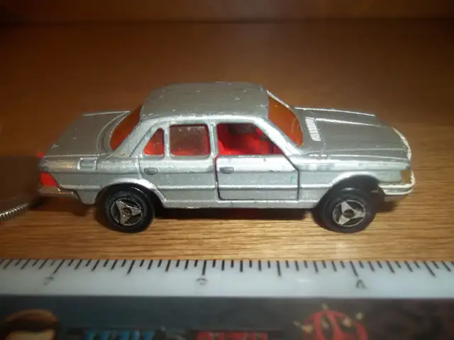 Majorette Mercedes 450 SE in Toys & Games in City of Montréal - Image 4
