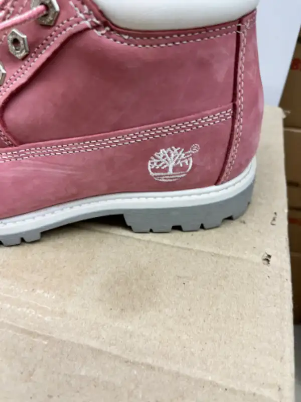 Timberland women’s Nellie waterproof chukka pink boots in Women's - Shoes in Markham / York Region - Image 2