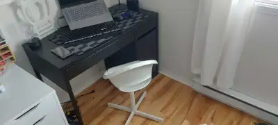 chaise+ bureau , View more