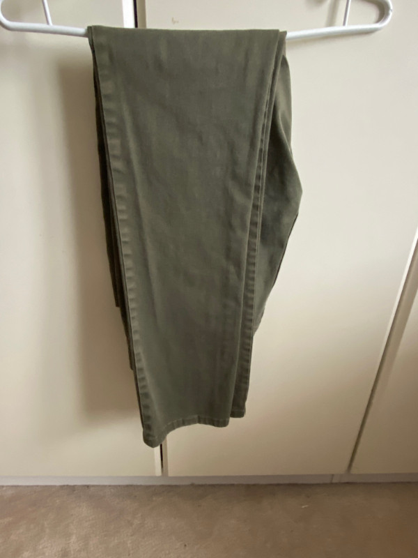 Outdoor Pants in Men's in Kitchener / Waterloo - Image 3