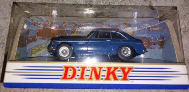 THE DINKY COLLECTION BY MATCHBOX 1:43 SCALE VEHICLES in Arts & Collectibles in Guelph - Image 3