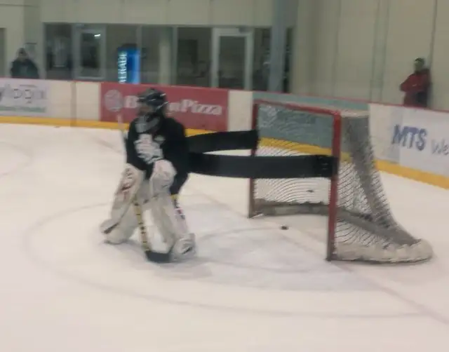 Goalieband in Hockey in Winnipeg - Image 2