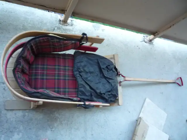 Used Table Lamp Shades & much more good items for sale      0173 in Indoor Lighting & Fans in City of Toronto - Image 4