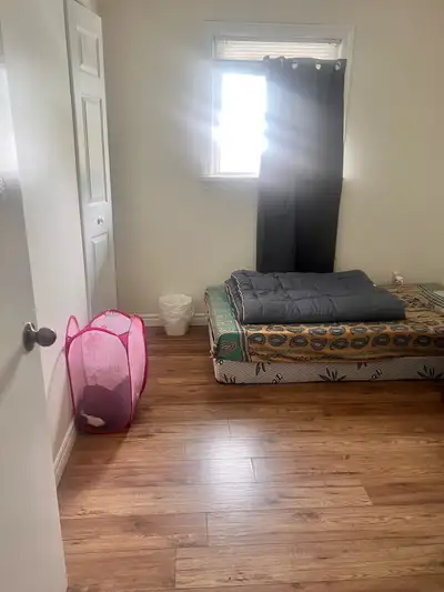 Private room available in a 3 bedroom and 1 bathroom house. Total 5 members are already living in th...