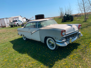 1956 Ford Fairlane