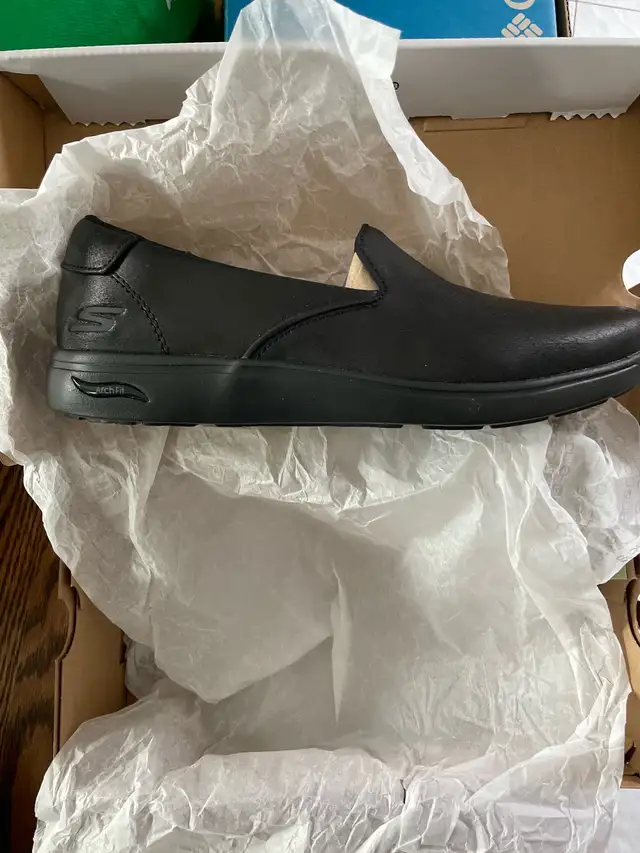 New Skechers Shoes Size8 in Women's - Shoes in Oakville / Halton Region - Image 5