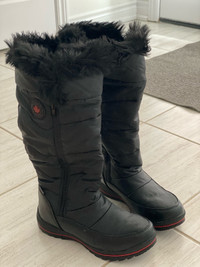 Cougar Bistro Snow Boots Size 7