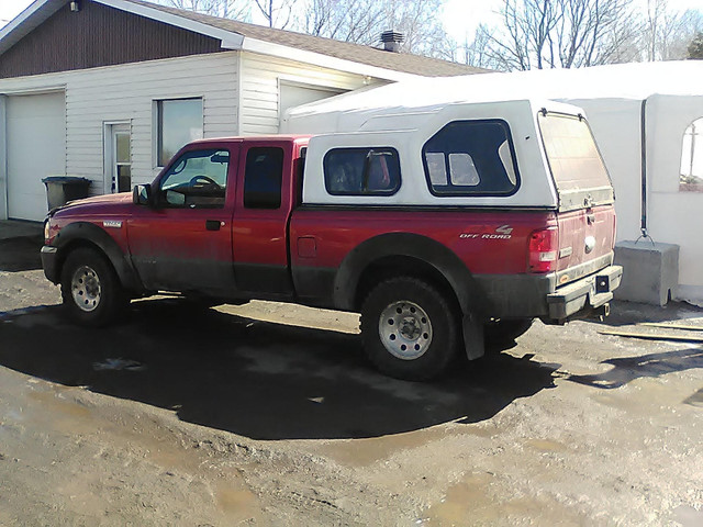 FORD  RANGER  4X4  AUTOMATIQUE  A VENDRE dans Autos et camions  à Saint-Hyacinthe - Image 2