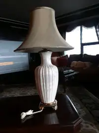 Lampe de table en porcelaine de Sèvres