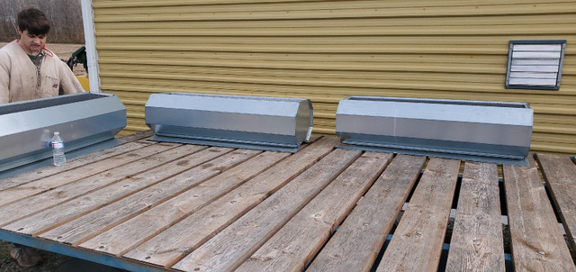 Roof vents in Roofing in Markham / York Region - Image 2