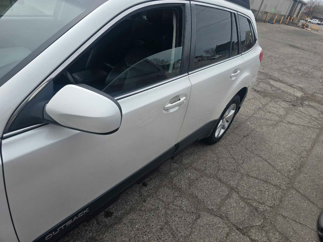13 Subaru outback in Cars & Trucks in Hamilton - Image 4