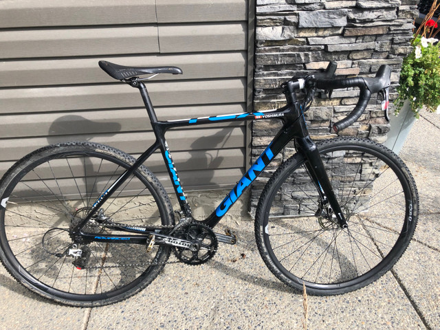2014 Giant TCX Advanced 0 - Size Small in Road in Calgary