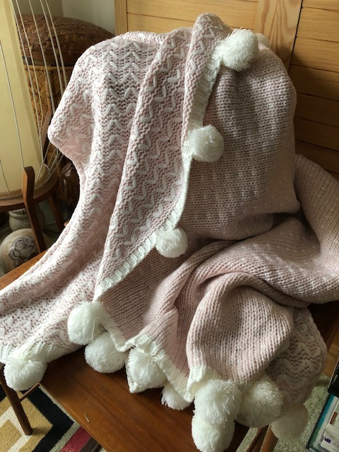 NEW Trendy POM POM Throw Blanket Blush Pink Cozy Knit Never Used in Home Décor & Accents in Delta/Surrey/Langley