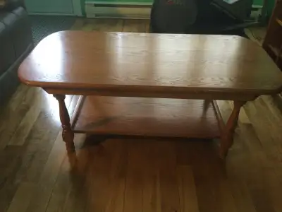 Grande table de salon en chêne véritable, View more