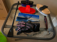 Horse grooming and riding gear