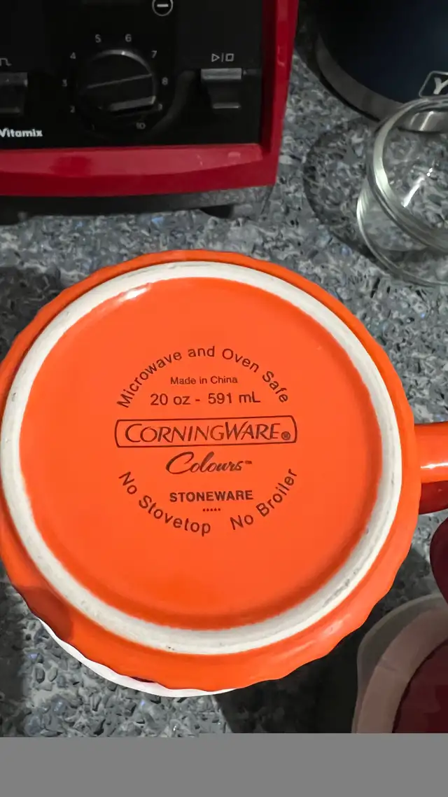 Corningware cups in Kitchen & Dining Wares in Mississauga / Peel Region - Image 3