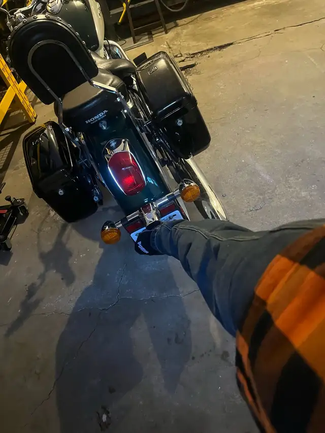1998 Honda Shadow Aero 1100 in Street, Cruisers & Choppers in Edmonton - Image 5