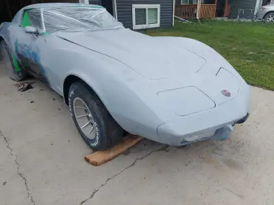 For sale. Project 1976 corvette Stingray L82 number matching 350 small block. L82 Only 11000 Origina...