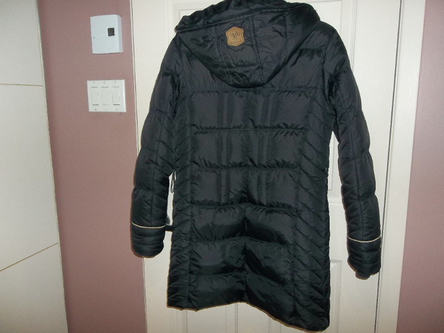 Manteau hiver femme petit dans Femmes - Hauts et vêtements d'extérieur  à Longueuil/Rive Sud - Image 2