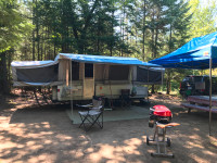 2003 Coleman Bayside Trailer Tent (Tente Roulotte)