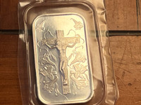 1 oz .999 Silver Bar - Jesus on the cross with flowers blooming