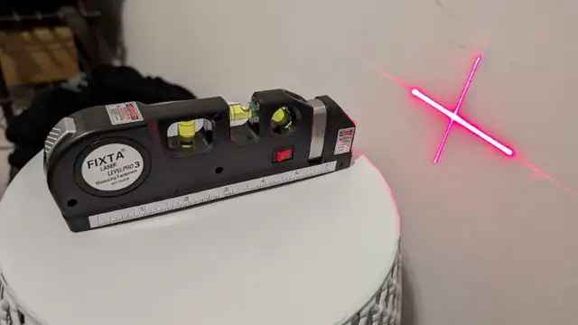 Laser Level Tape Measure Combo in Hand Tools in Hamilton - Image 5
