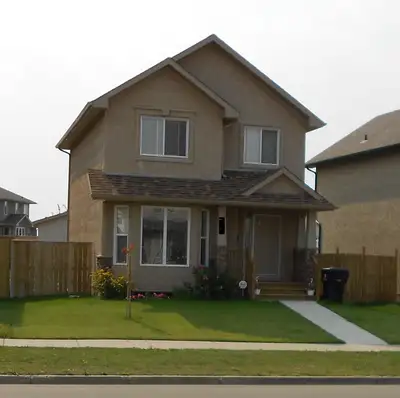 A spacious 3 Bedroom, two-story whole house for Long Term Stay in very desirable location Stonebridg...