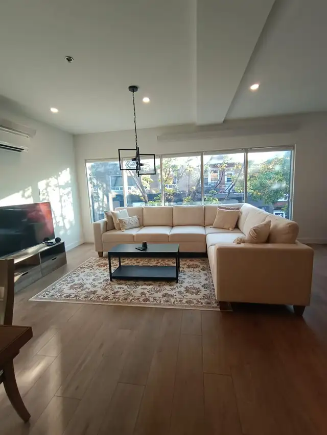 Canapé convertible in Couches & Futons in Drummondville - Image 2